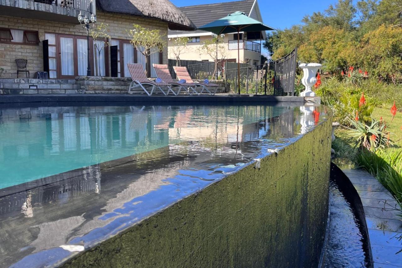 Inkungu Lodge Champagne Valley 外观 照片