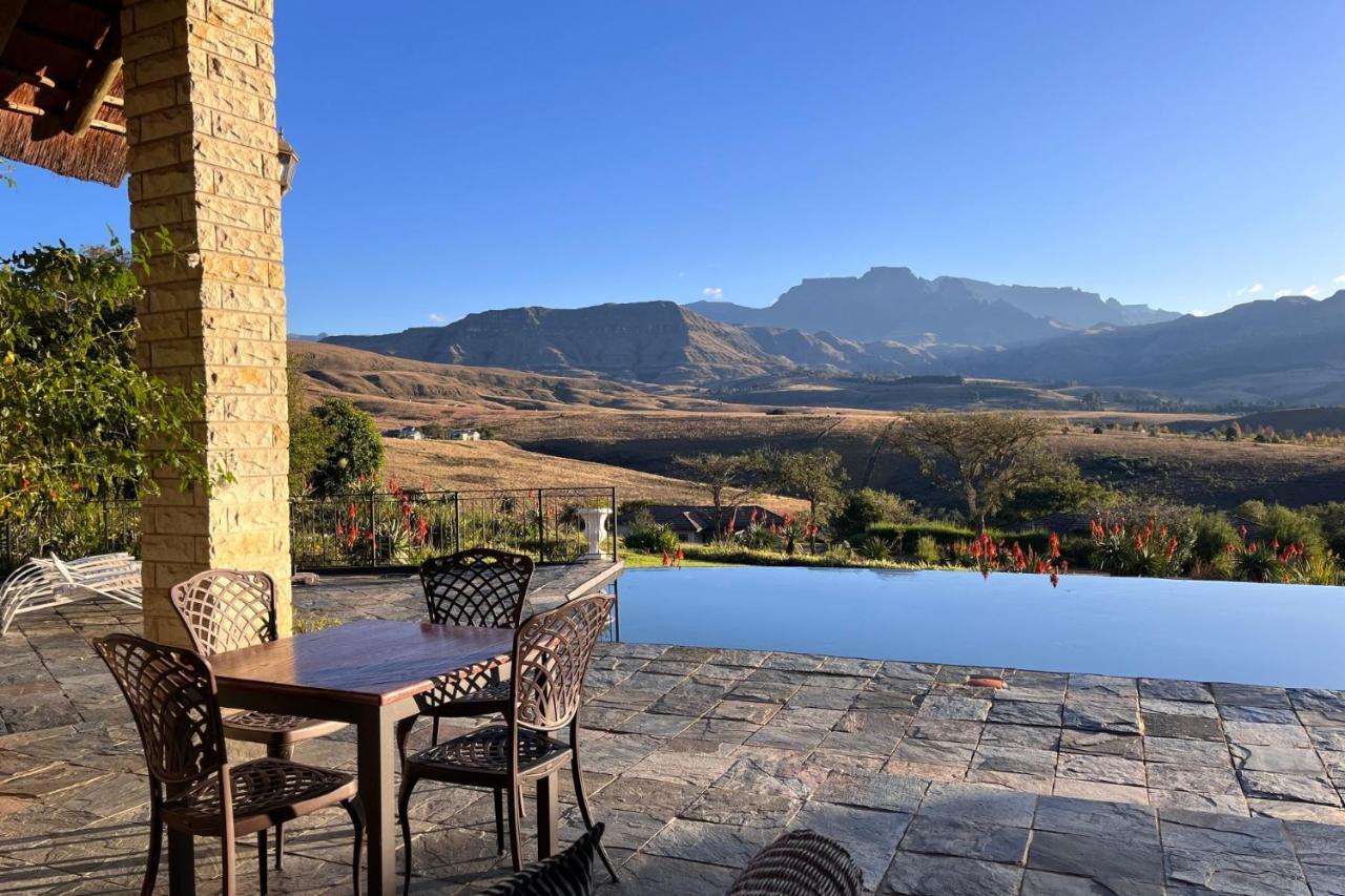 Inkungu Lodge Champagne Valley 外观 照片