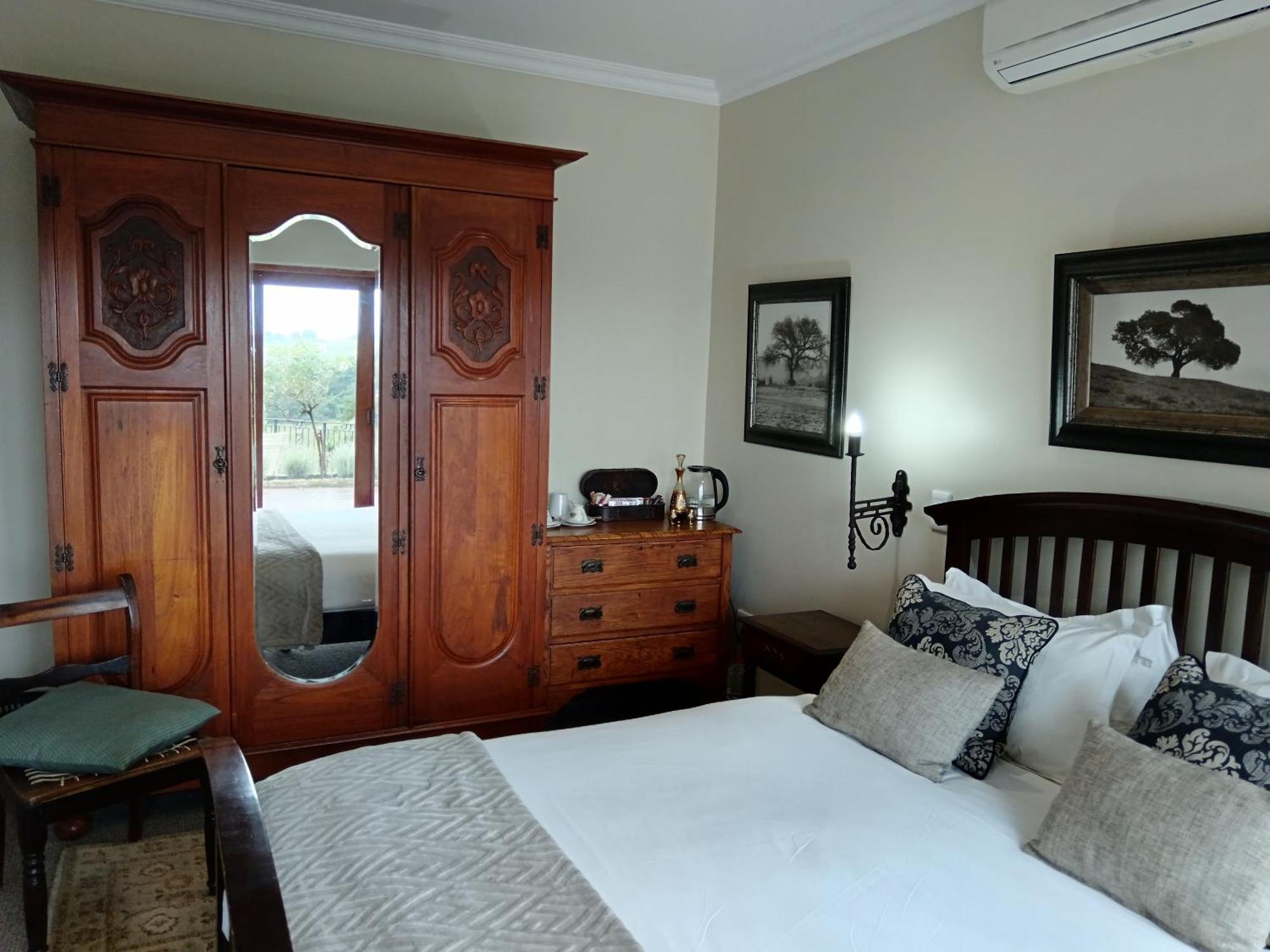 Inkungu Lodge Champagne Valley 外观 照片