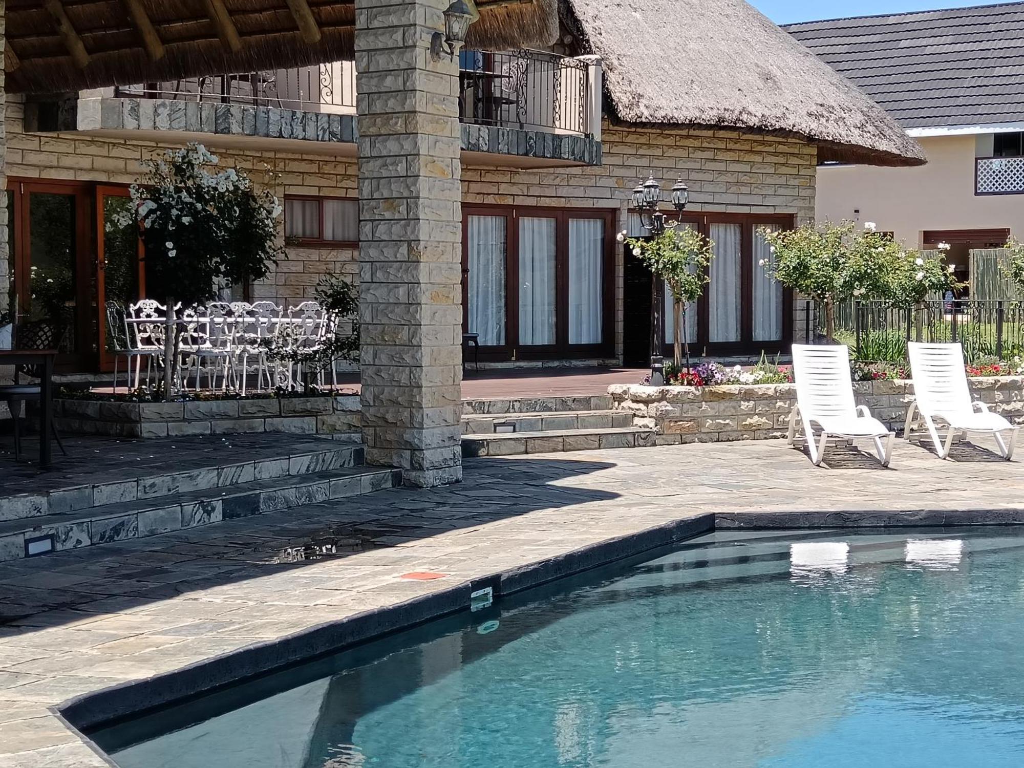 Inkungu Lodge Champagne Valley 外观 照片