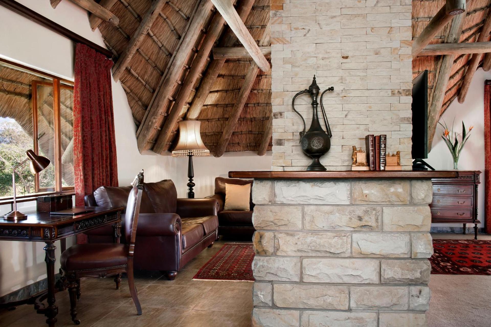 Inkungu Lodge Champagne Valley 外观 照片