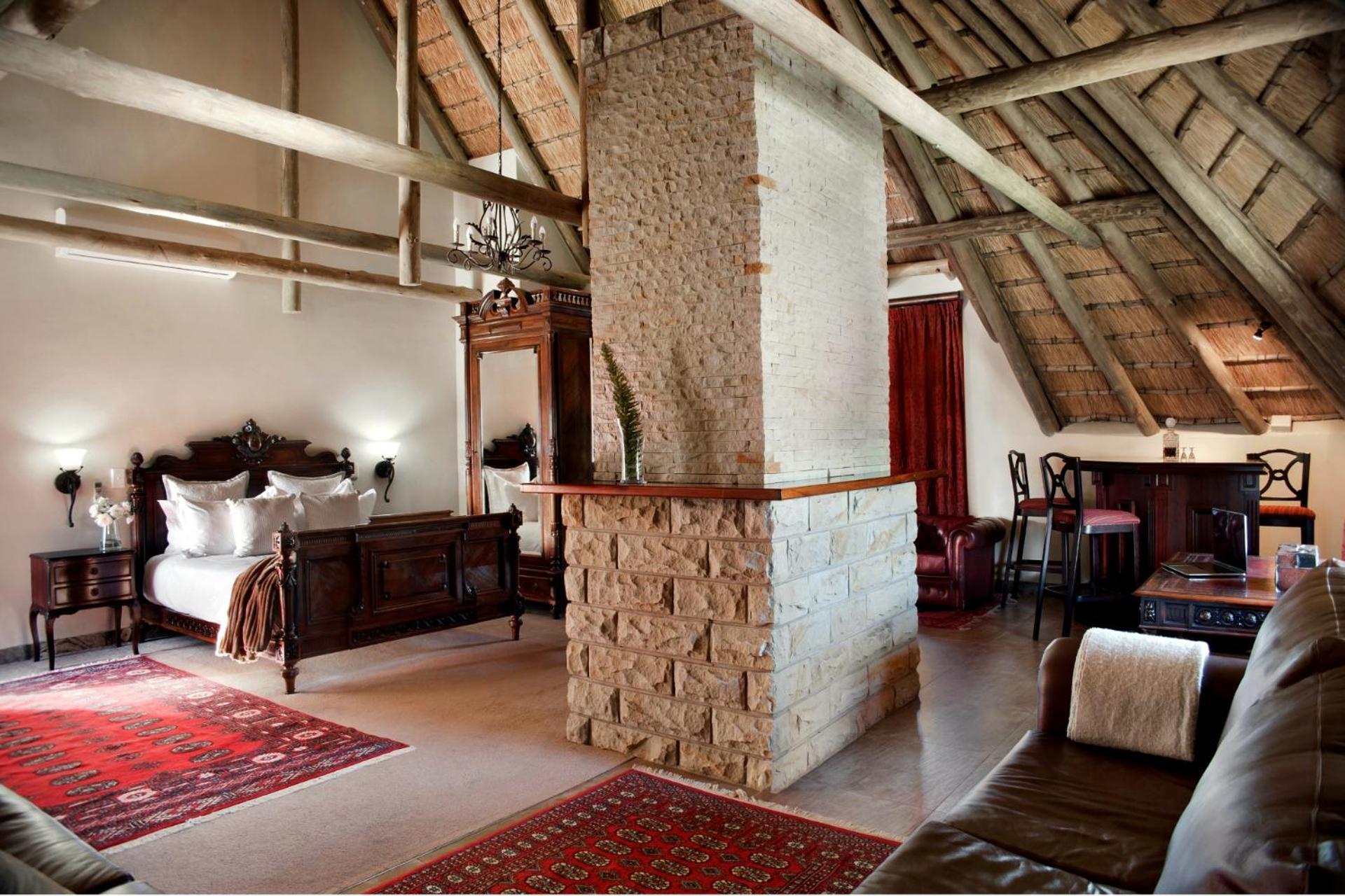 Inkungu Lodge Champagne Valley 外观 照片